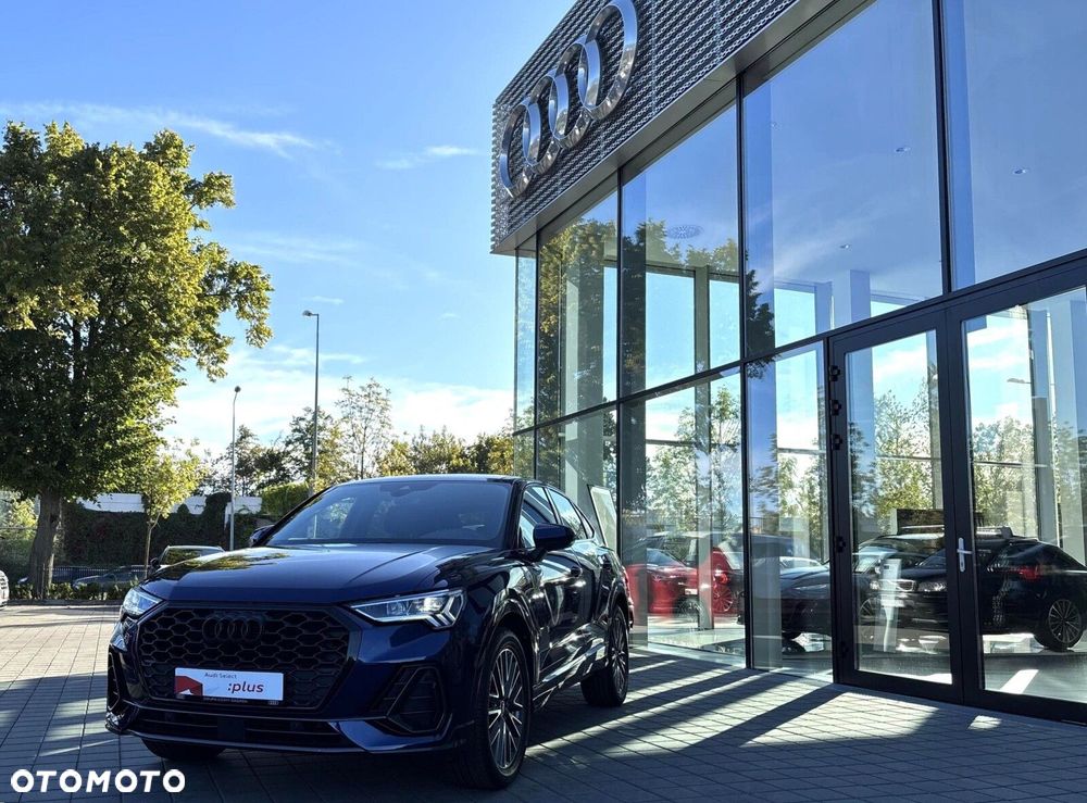 Audi Q3 Sportback - 28