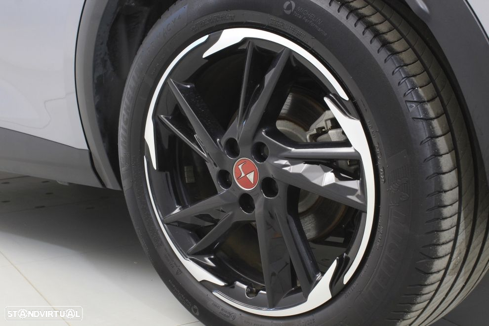 DS DS7 Crossback E-Tense Performance Line EAT8 - 13