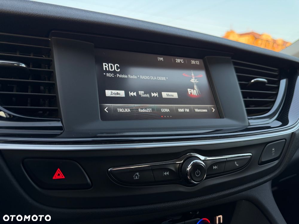 Opel Insignia - 21