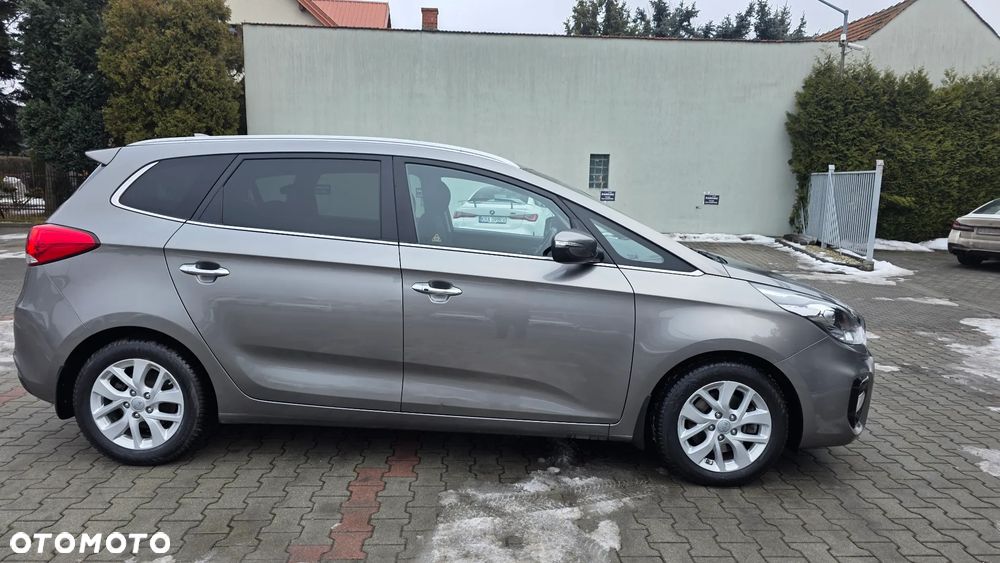 Kia Carens 1.7 CRDi Business Line 7os 7DCT - 7
