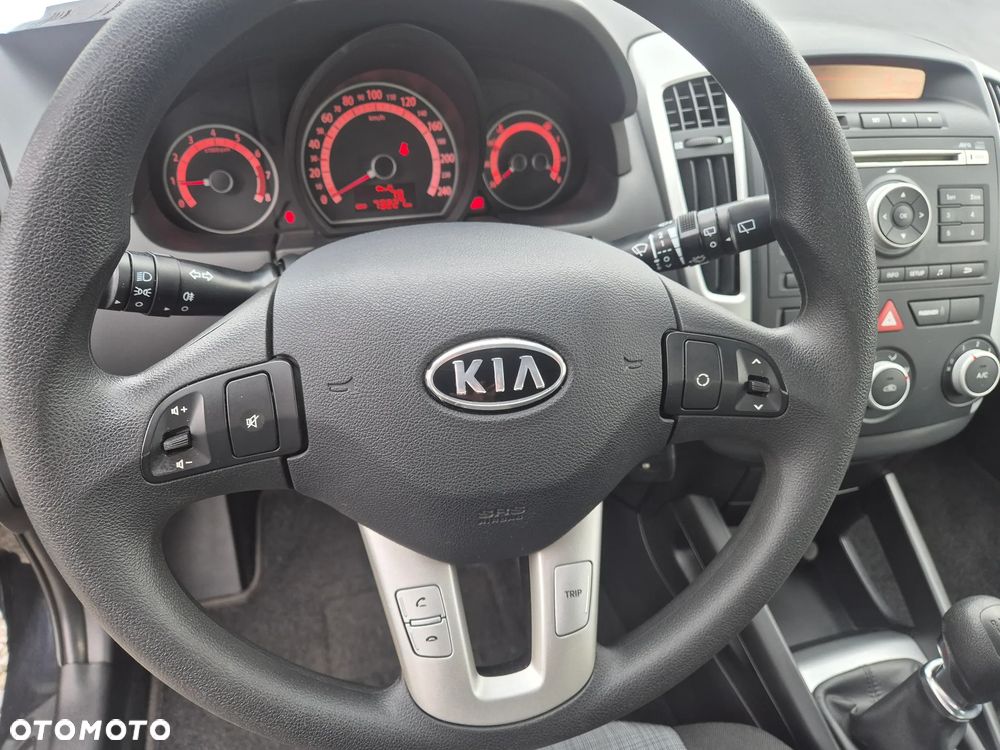 Kia ProCeed 1.4 CVVT Dream-Team Edition - 10