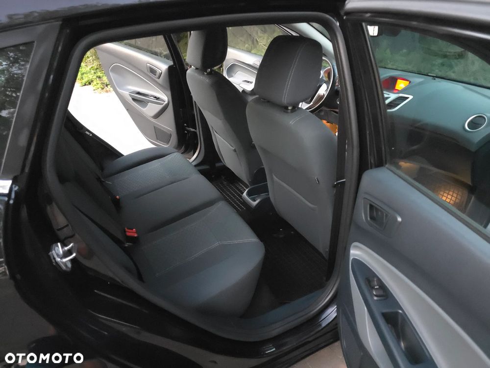 Ford Fiesta 1.25 Titanium - 27