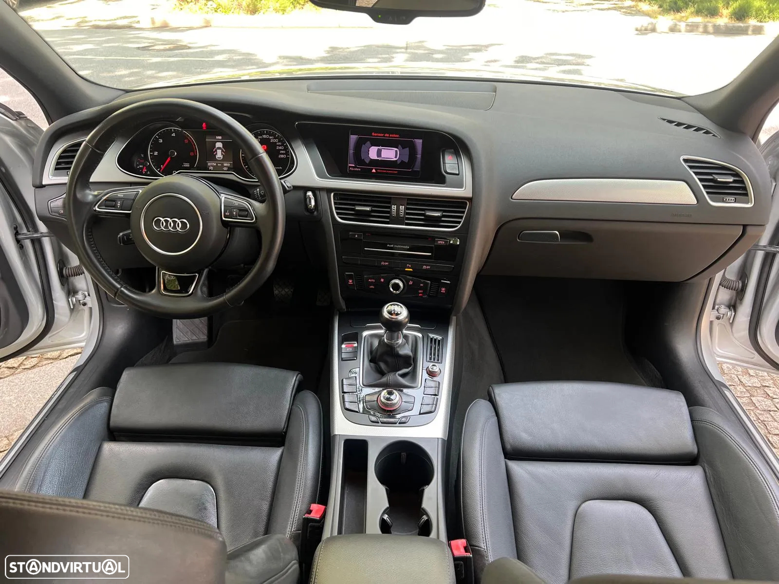 Audi A4 Avant 2.0 TDI Business Line S-line - 26