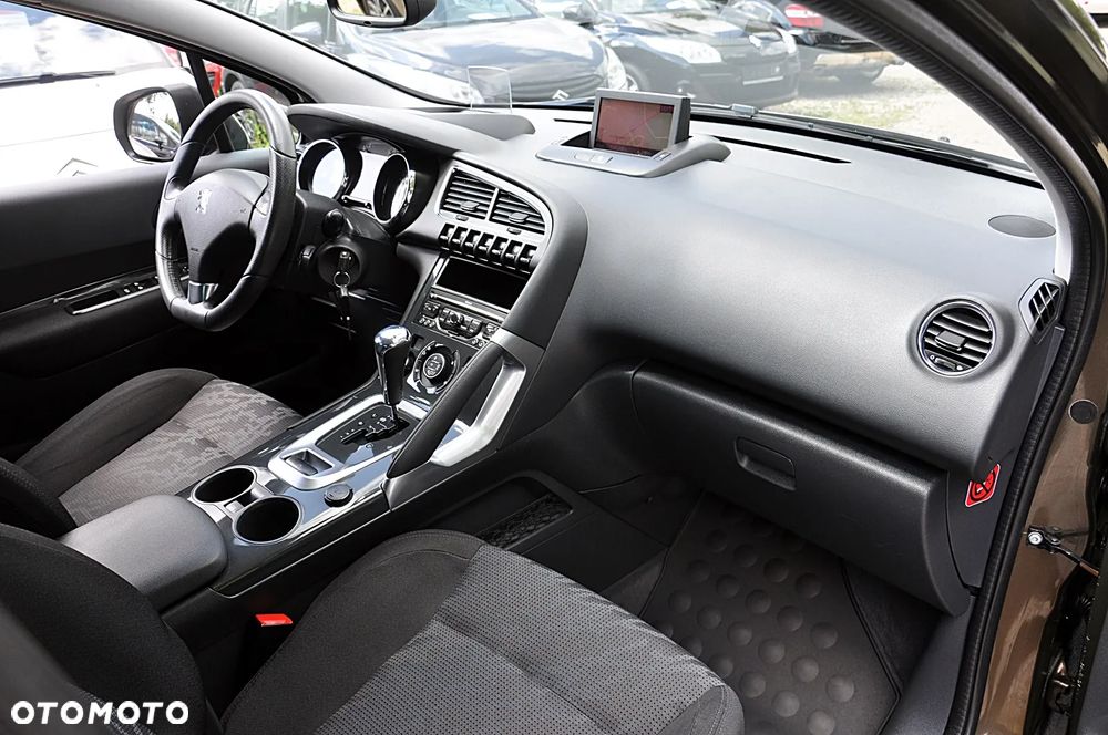 Peugeot 3008 2.0 HDi Allure - 27