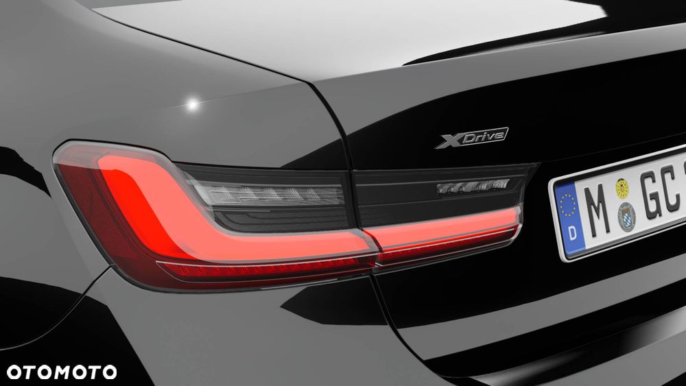 BMW Seria 3 320i xDrive M Sport - 9