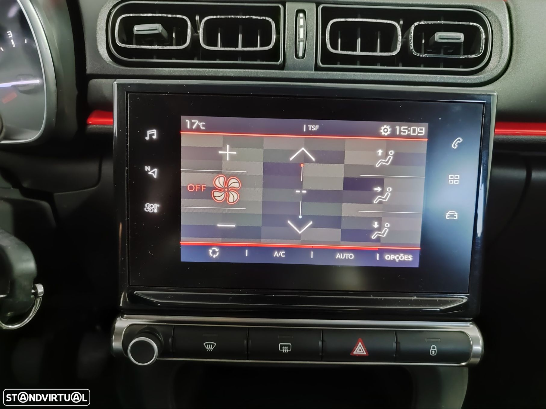 Citroën C3 1.2 PureTech Shine - 22