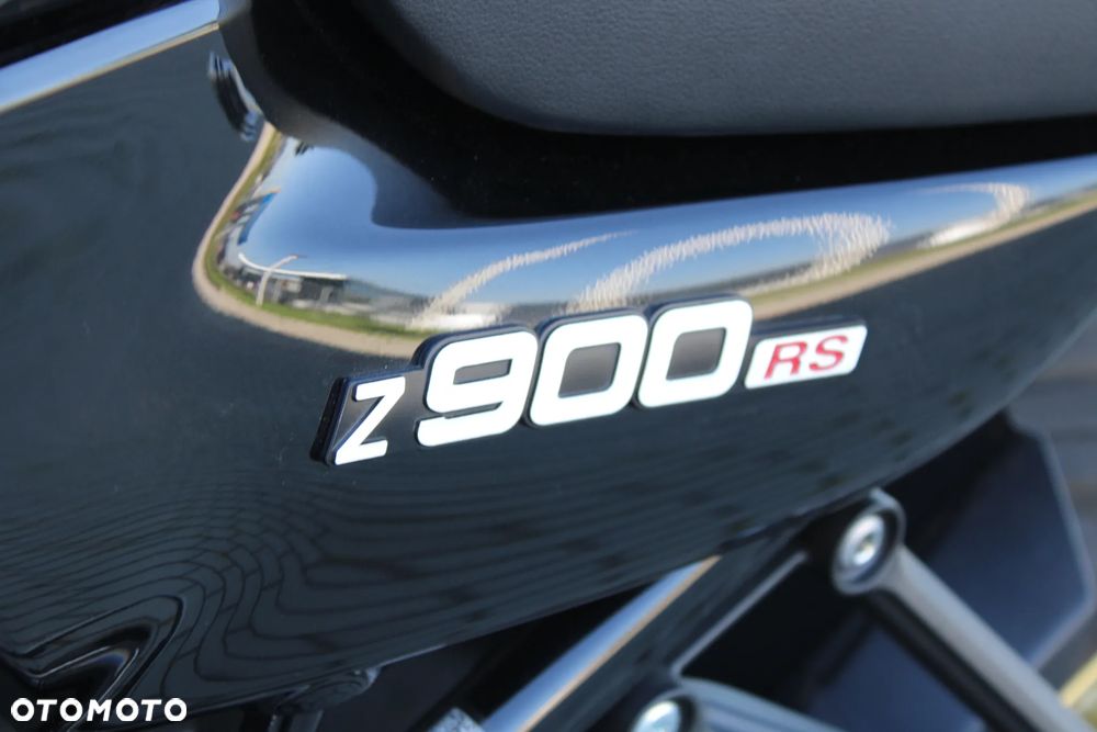 Kawasaki Z 900 RS - 10
