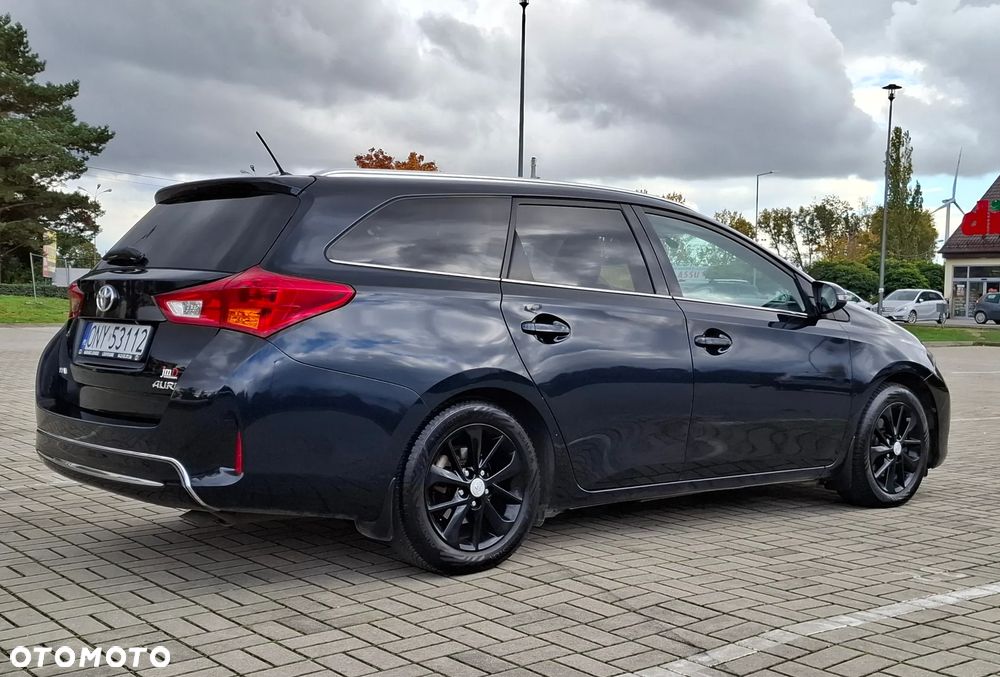 Toyota Auris 2.0 D-4D START Edition - 7