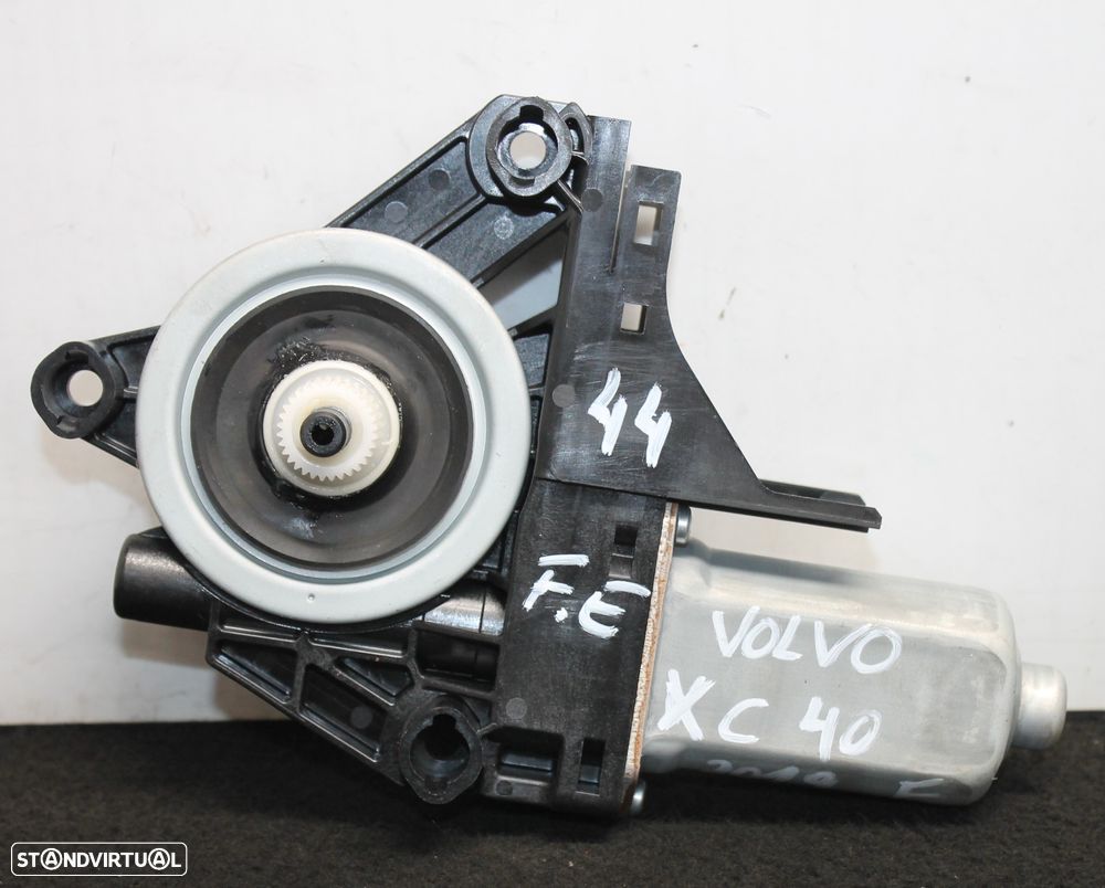 MOTOR ELEVATÓRIO DO VIDRO DIANTEIRO ESQUERDO VOLVO XC40 - 2