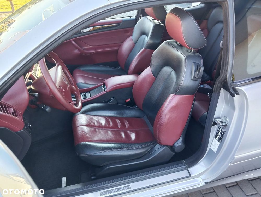 Mercedes-Benz CLK - 21