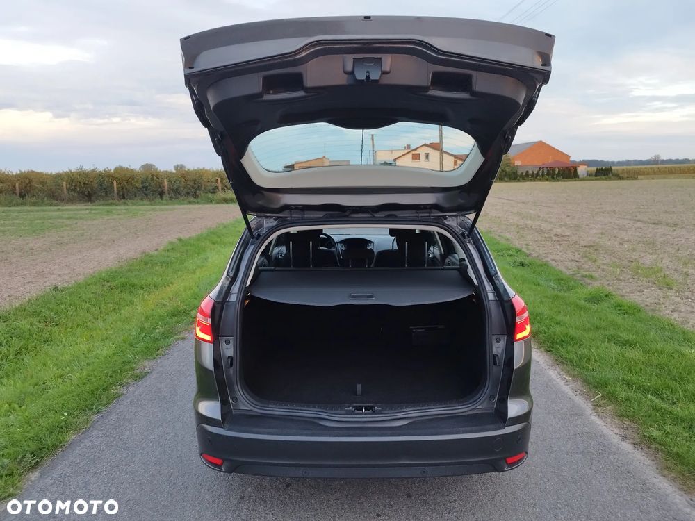 Ford Focus 1.5 TDCi SYNC Edition ASS - 21