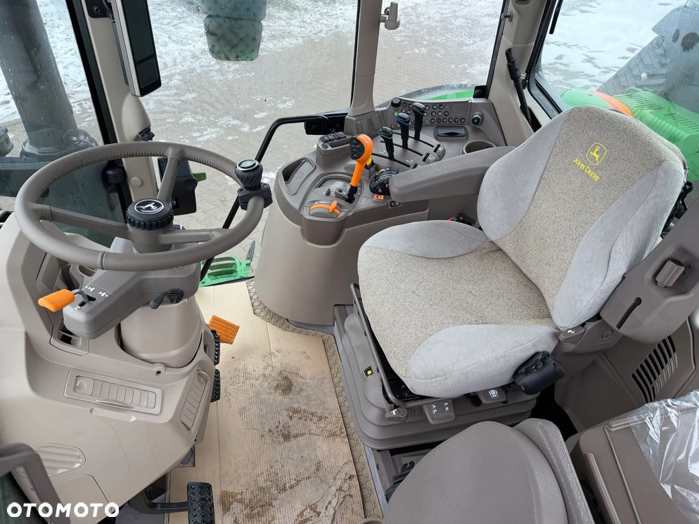 John Deere 6130M - 9