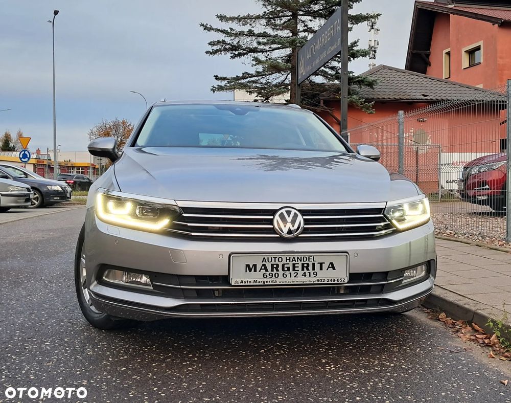 Volkswagen Passat Variant 2.0 TDI SCR DSG Highline - 38