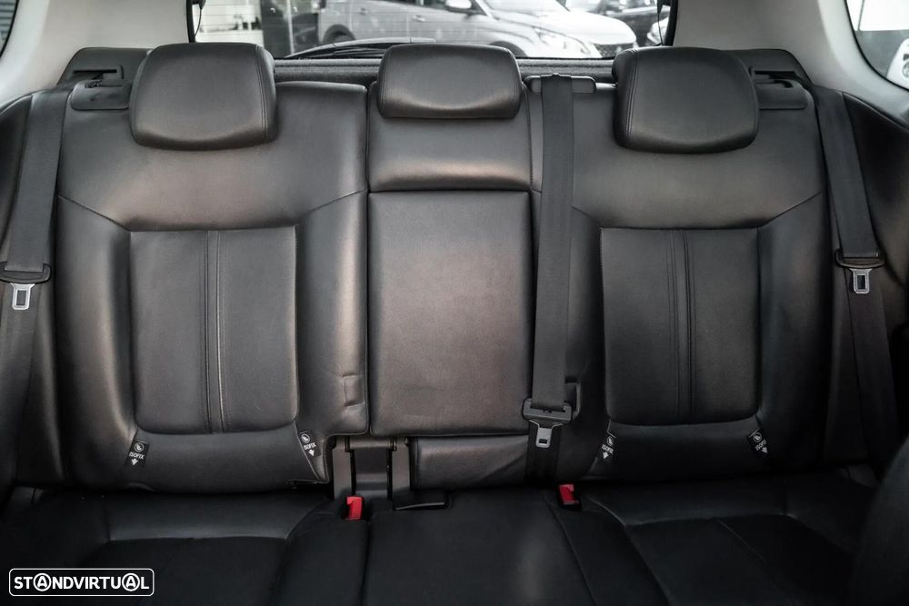 Peugeot 3008 2.0 HDi Hybrid4 - 28