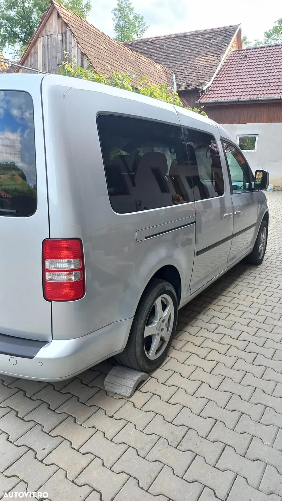Volkswagen Caddy - 4