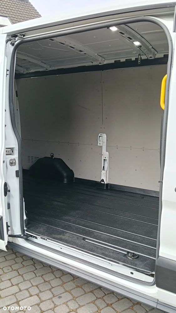 Ford Transit - 6
