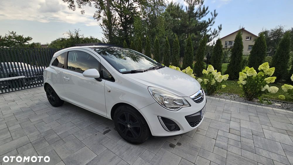 Opel Corsa 1.4 16V Color Edition - 12