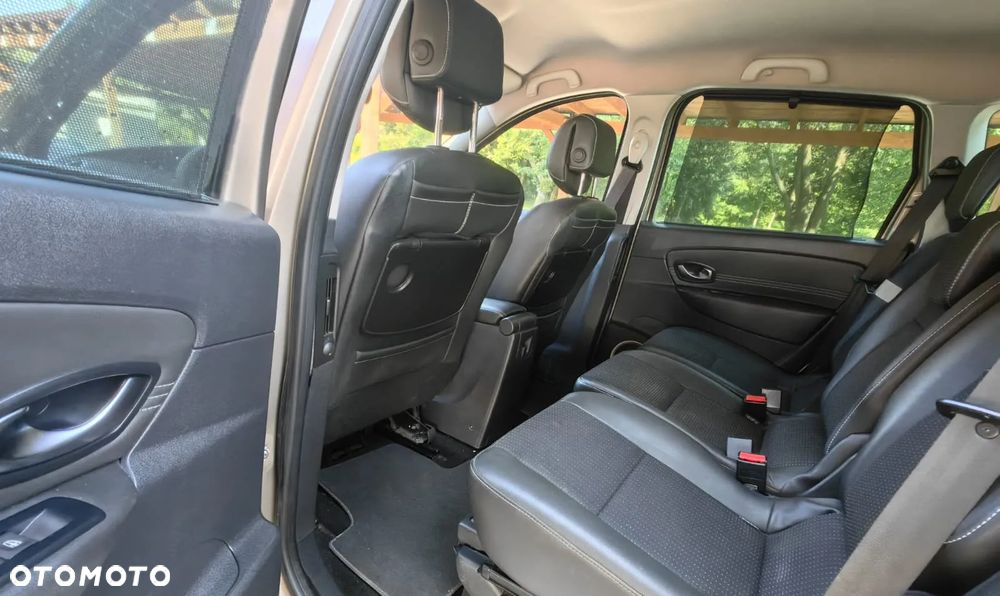 Renault Scenic - 18