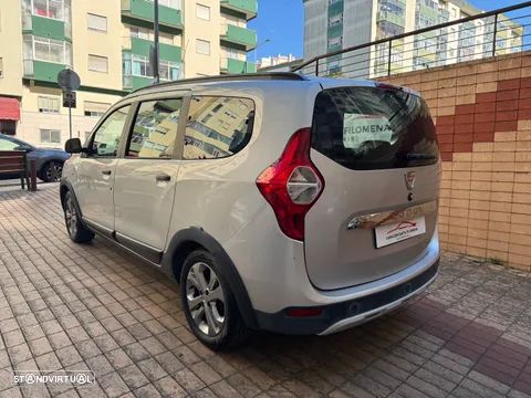 Dacia Lodgy 1.5 dCi Stepway 7L - 6