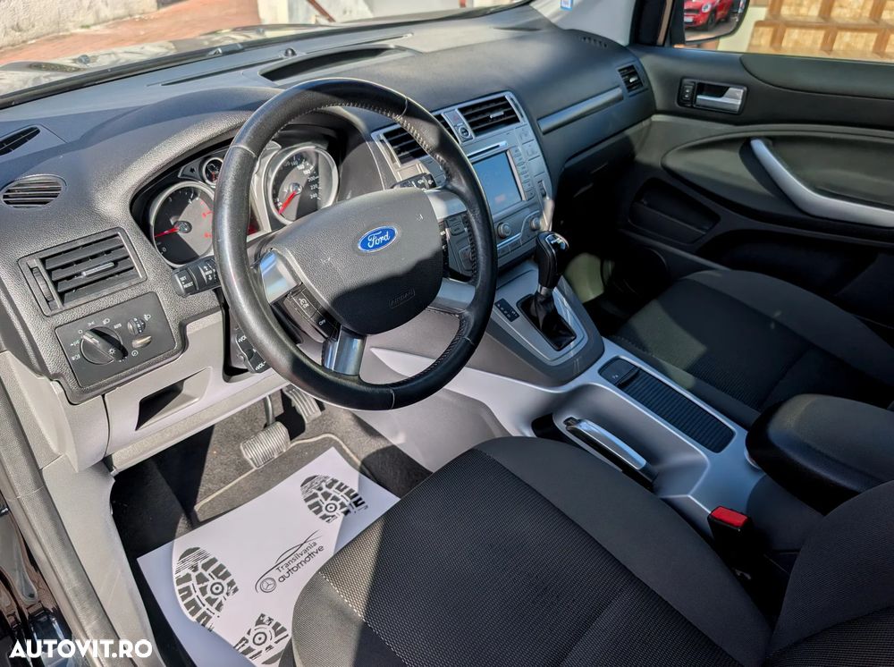 Ford Kuga - 9