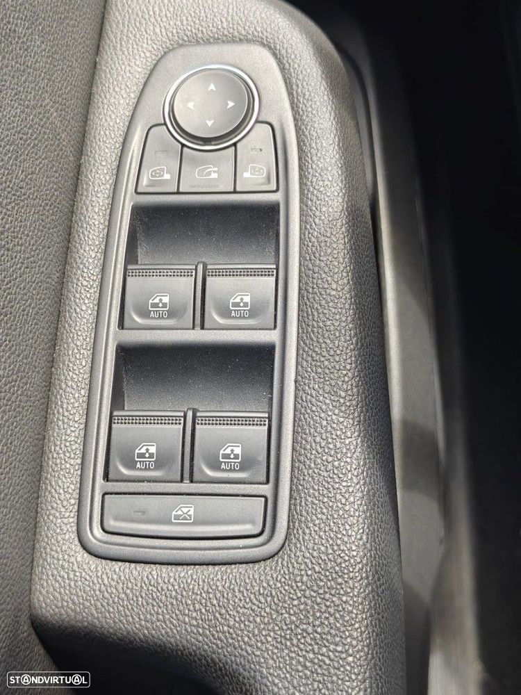 Renault Clio - 23