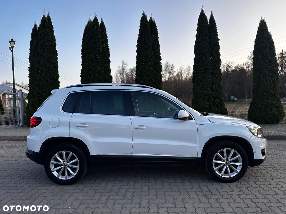 Volkswagen Tiguan 2.0 TDI SCR BlueMotion Technology Lounge Sport & Style - 32