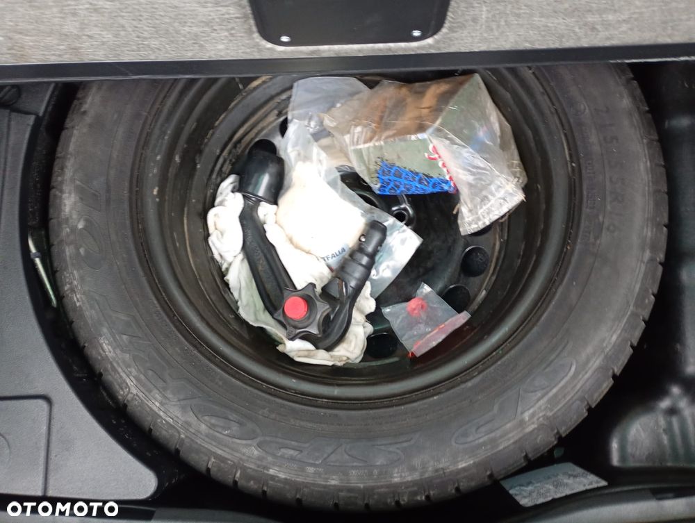 Volkswagen Passat 2.0 TDI 4Motion Highline - 29