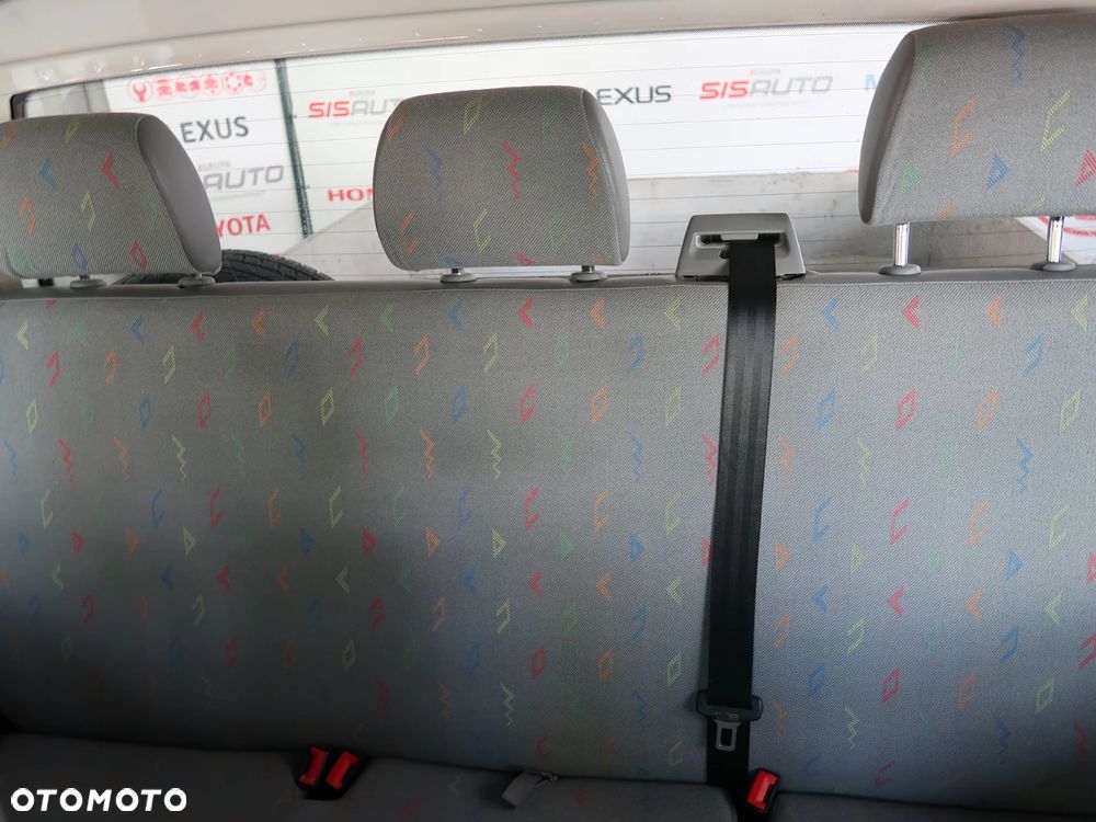 Volkswagen TRANSPORTER T5 2.5 TDI - 23