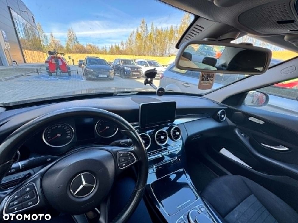 Mercedes-Benz Klasa C 180 7G-TRONIC - 3