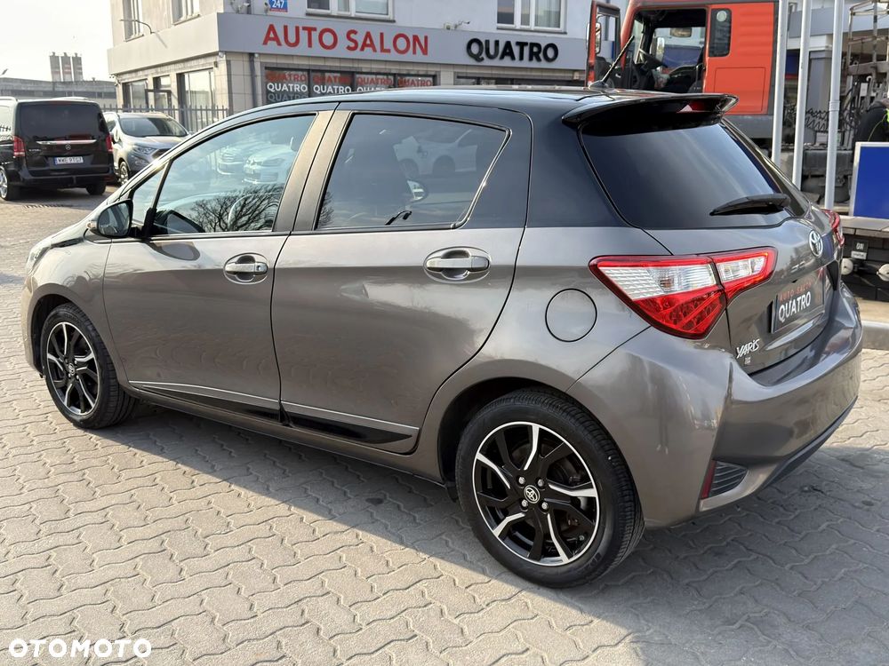 Toyota Yaris 1.5 Selection - 5