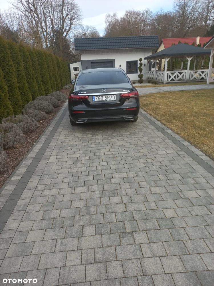 Mercedes-Benz Klasa E 220 d 4-Matic Avantgarde - 2