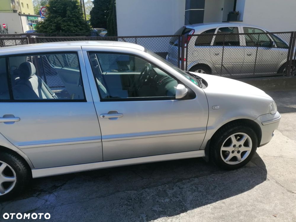 Volkswagen Polo 1.4 16V Comfortline - 2