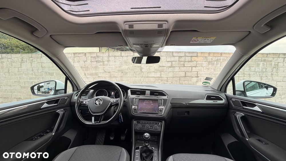 Volkswagen Tiguan 2.0 TDI SCR Elegance - 32