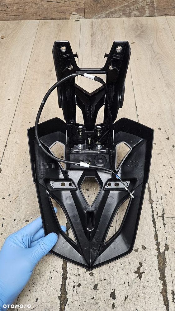Uchwyt tablicy podświetlanie Yamaha T-Max 530 BC3-21629 - 10