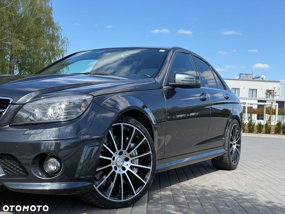 Mercedes-Benz Klasa C 63 AMG 7G-TRONIC SPORT EDITION - 11