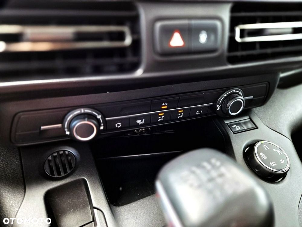 Opel Combo - 16