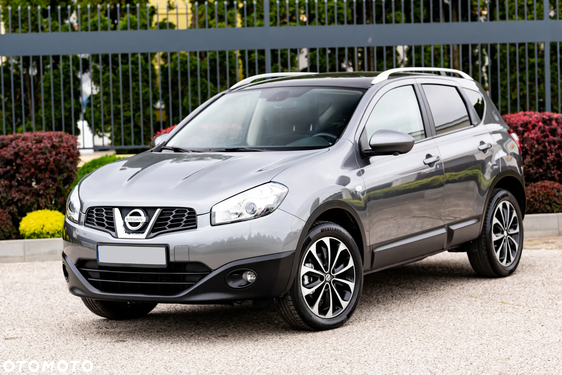 Nissan Qashqai 2.0 4x4 CVT 360 - 6