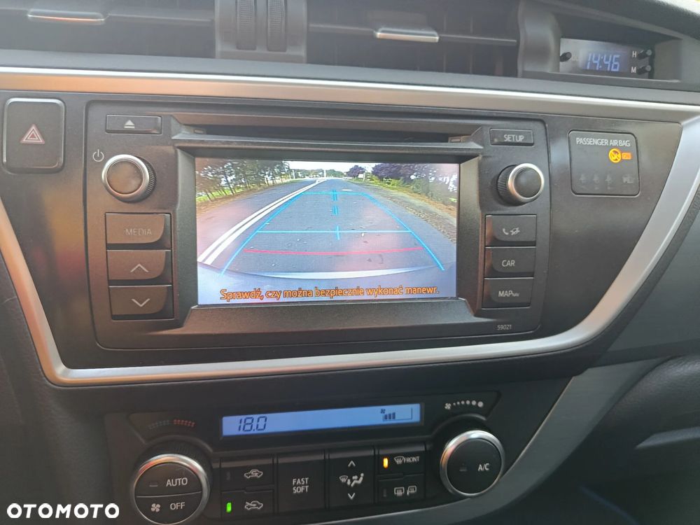 Toyota Auris 1.8 HSD Luna - 20