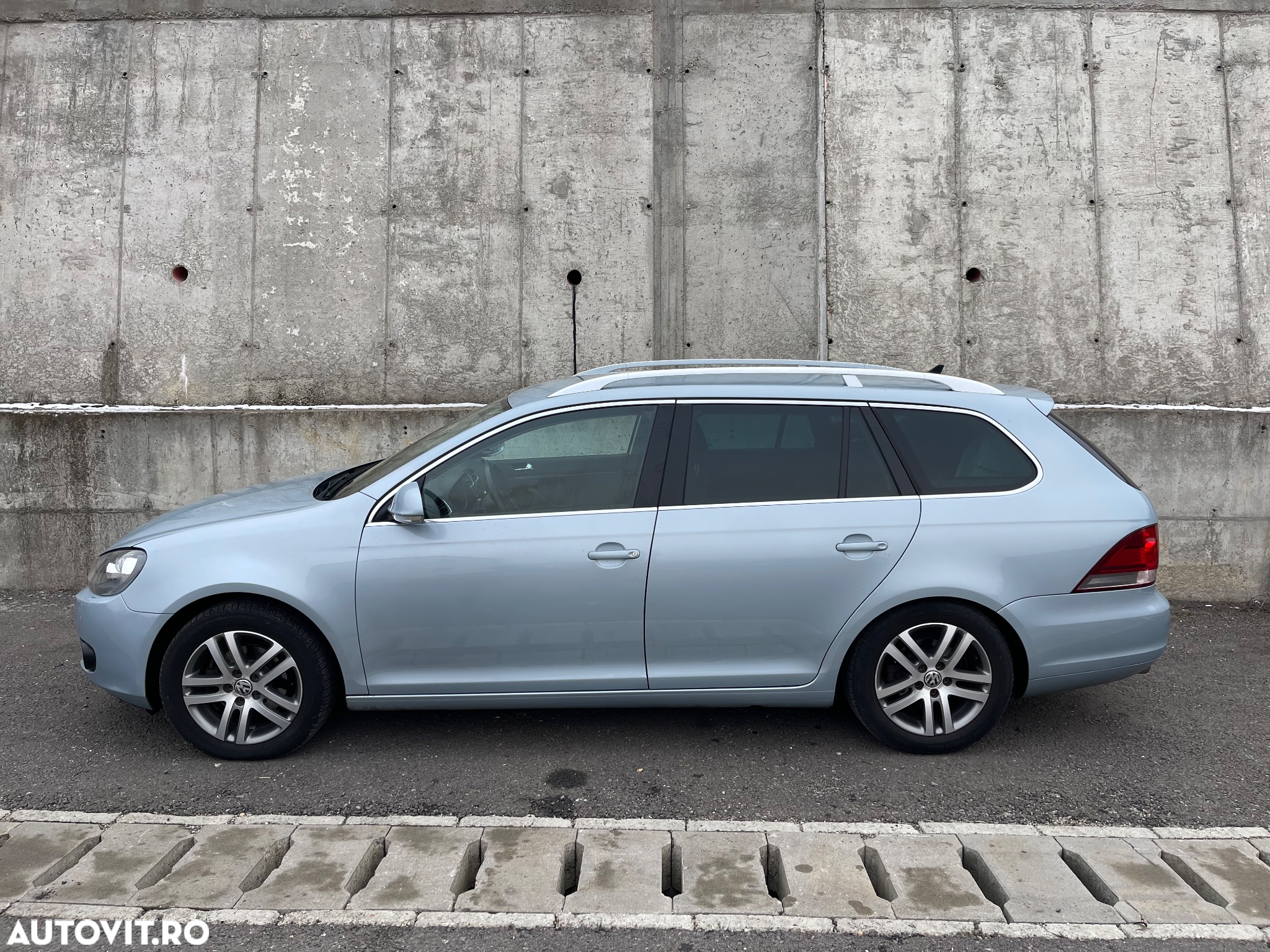 Volkswagen Golf 1.6 TDI BlueMotion Technology DPF Highline DSG - 6