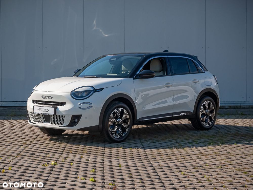 Fiat 600 1.2 Turbo La Prima eDCT - 2