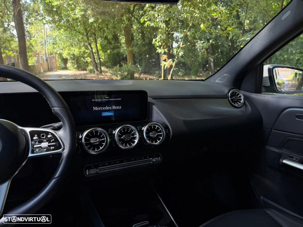 Mercedes-Benz GLA 250 e 8G-DCT Special Edition - 28