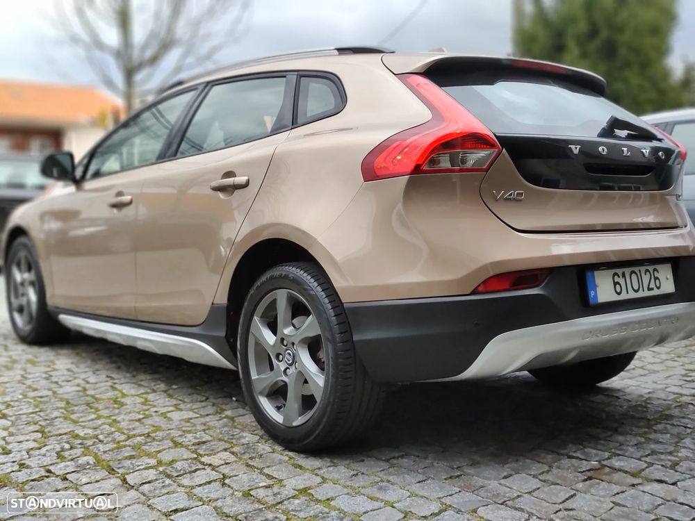 Volvo V40 Cross Country 1.6 D2 Momentum - 8