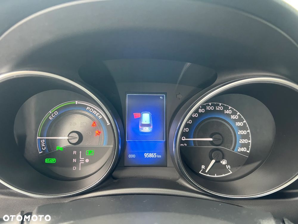 Toyota Auris Hybrid 135 Dynamic - 23