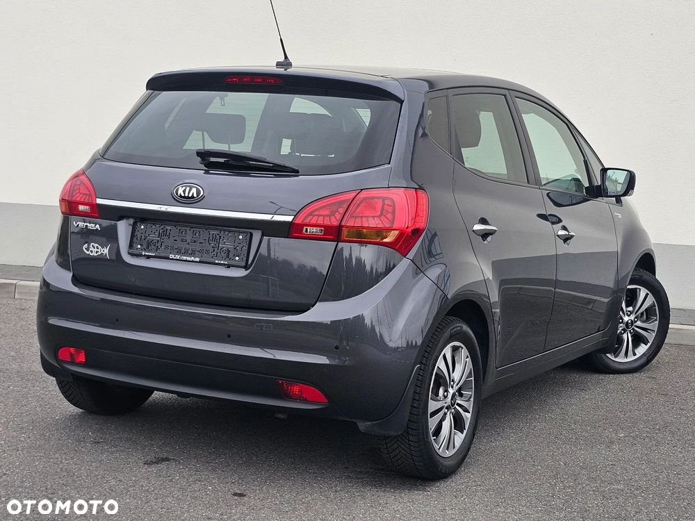 Kia Venga 1.6 CVVT Automatik Platinum Edition - 8