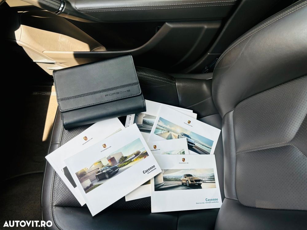 Porsche Cayenne - 12