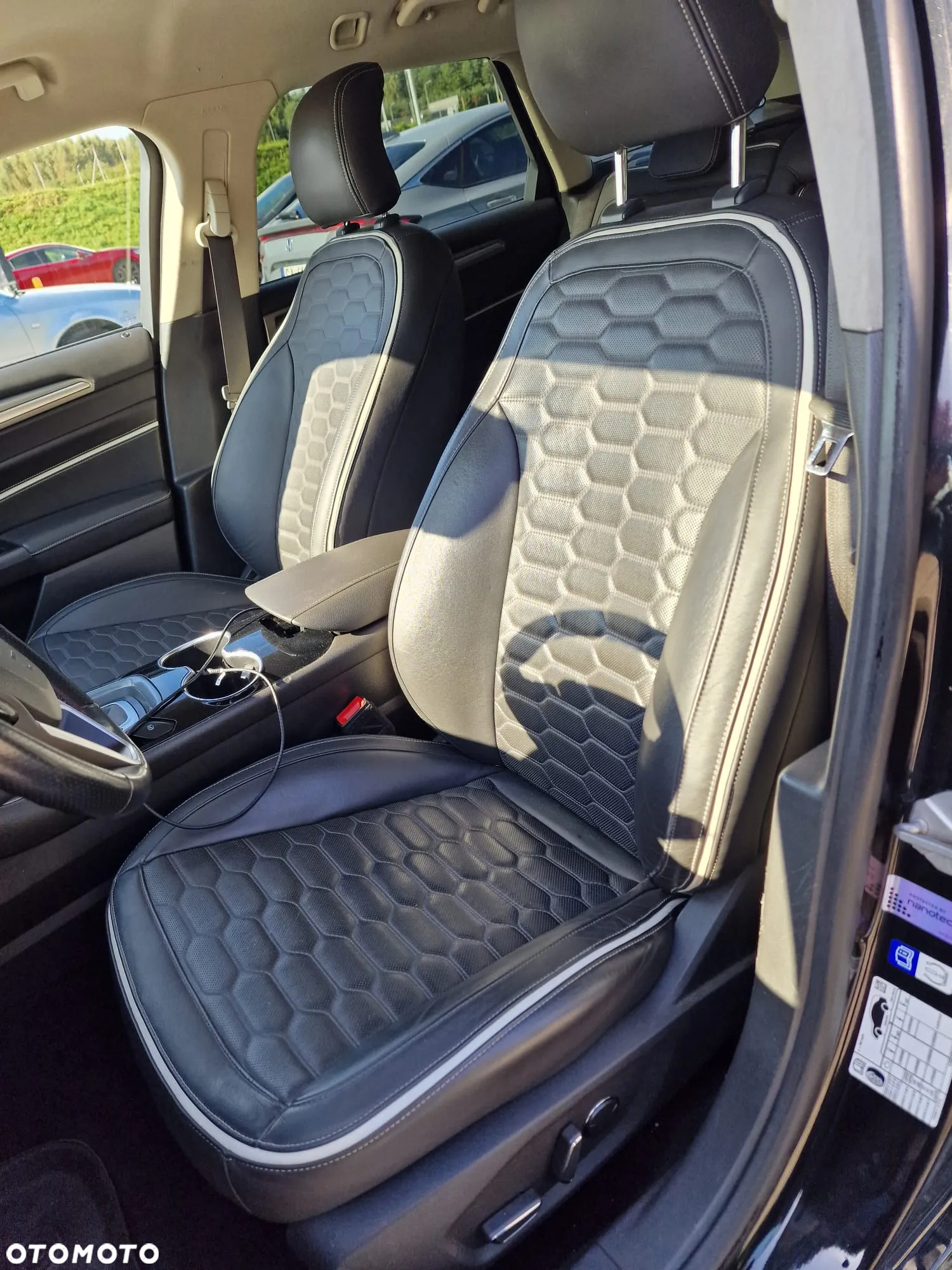 Ford Mondeo 2.0 TDCi Titanium PowerShift - 15