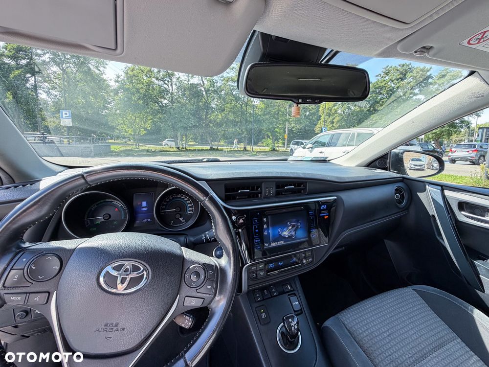 Toyota Auris Hybrid 135 Selection - 7