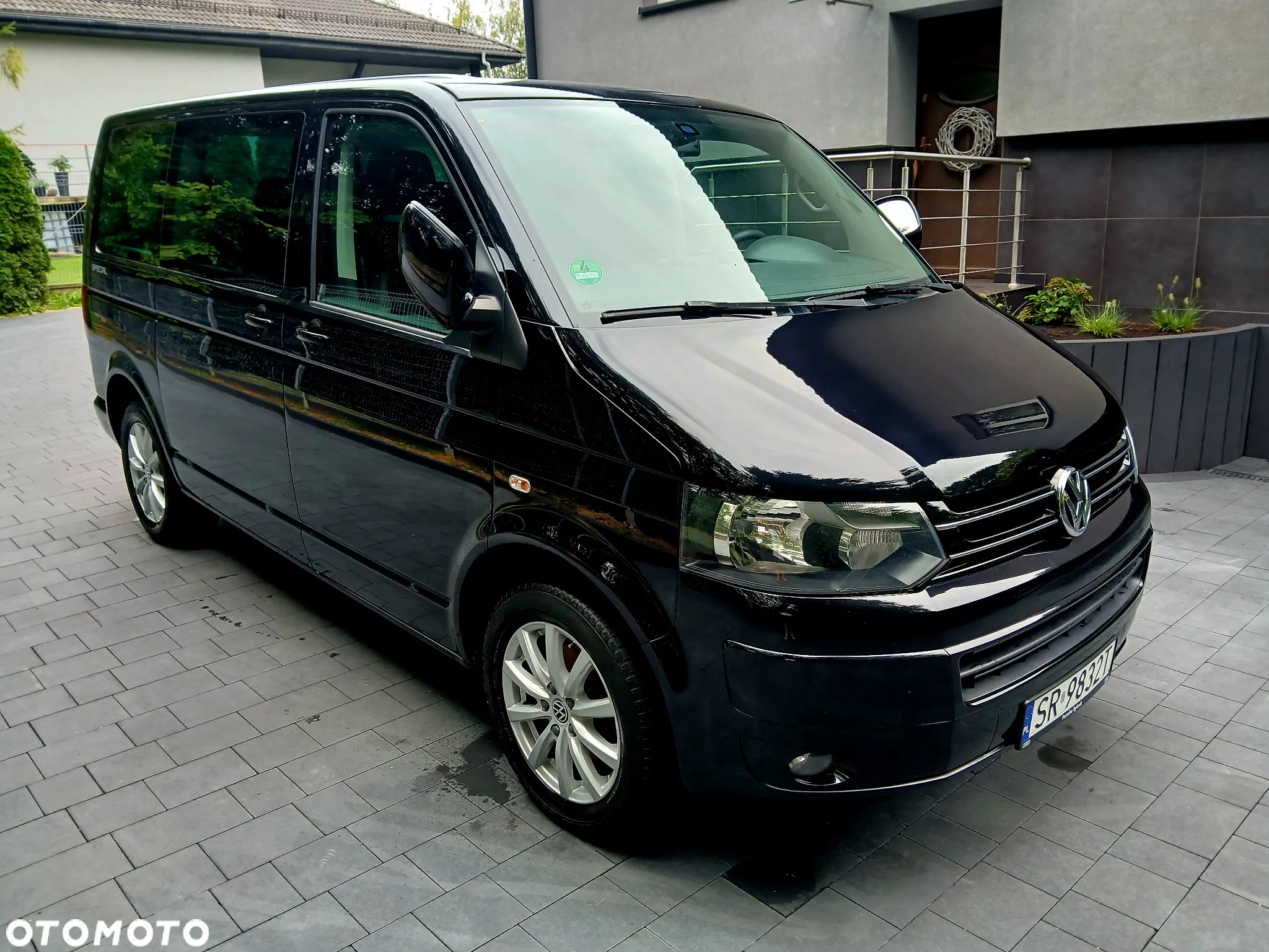 Volkswagen Multivan - 3