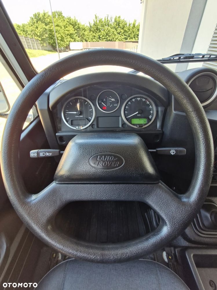 Land Rover Defender 2.2 TD4 E - 16