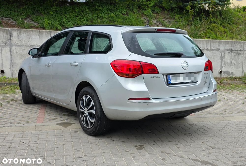 Opel Astra 1.6 CDTI Sport - 13
